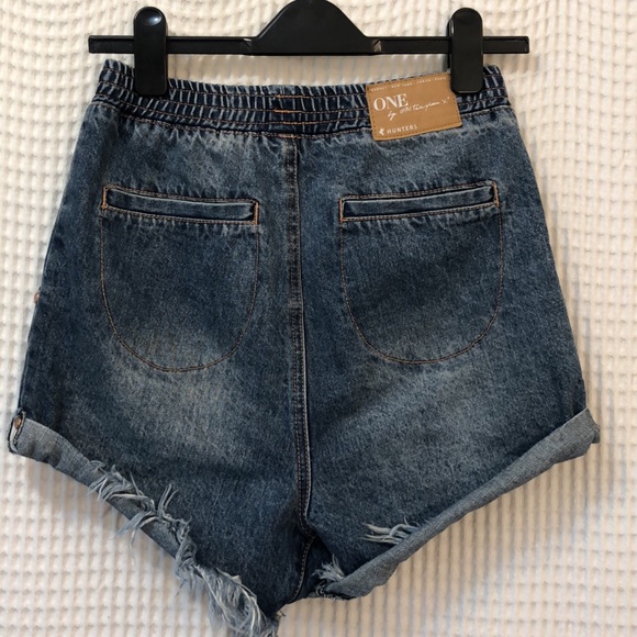 COPY - One Teaspoon Hunters Denim Shorts - Picture 4 of 5